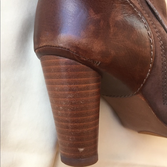 UGG Mid-Calf Suede & leather boots, wooden heel, 7 - Picture 9 of 14